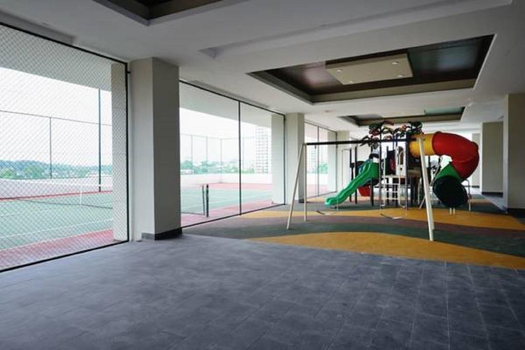Experience The Coast - Hostahome Suites At Paragon Residence Near Downtown 新山 外观 照片